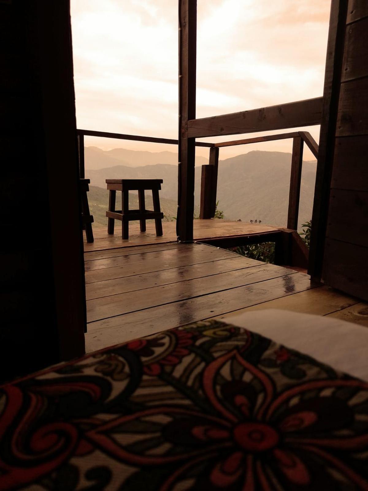 ロス・サントス Refugio La Roca Bed & Breakfast エクステリア 写真